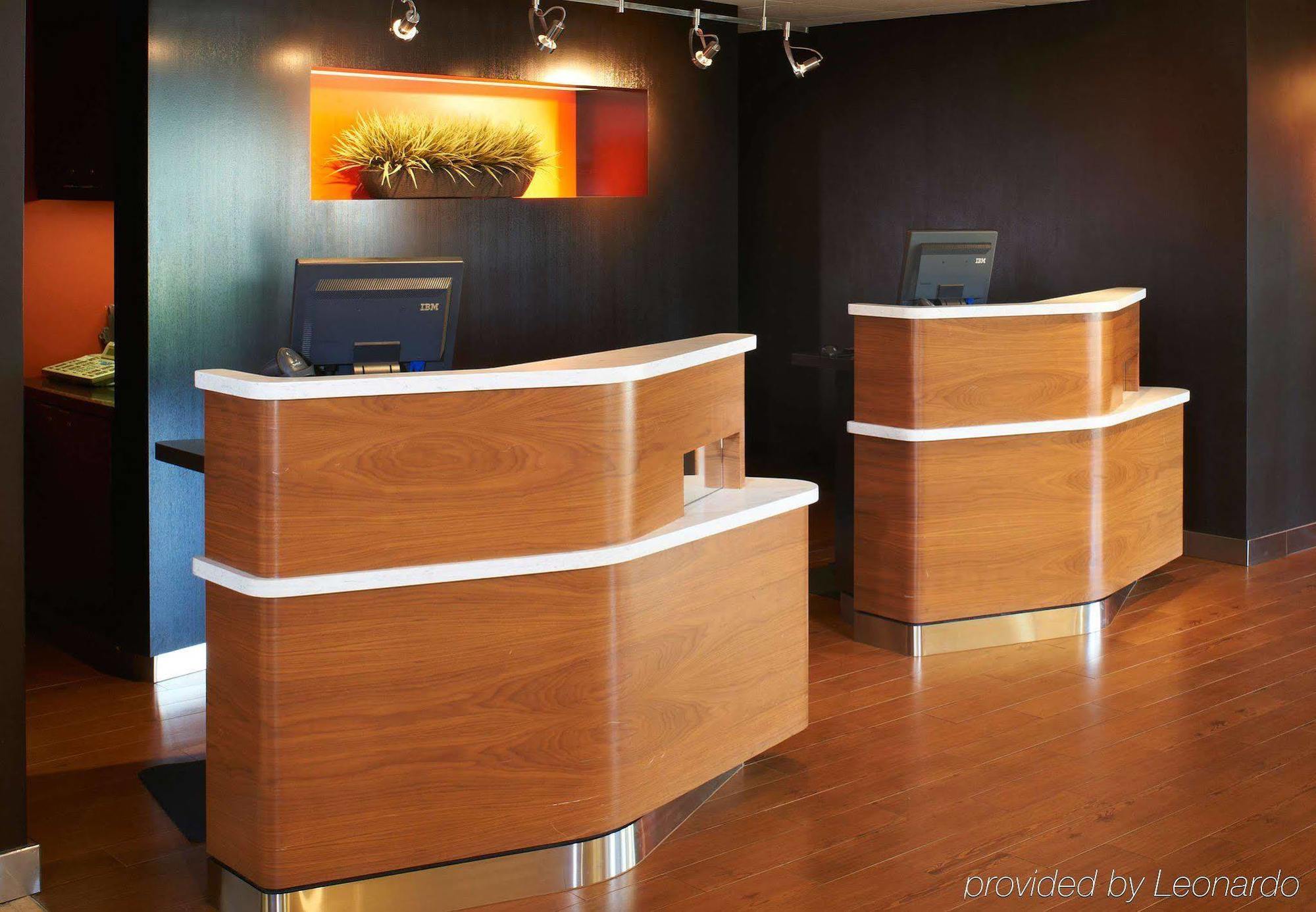 Courtyard By Marriott Indianapolis Airport Hotell Exteriör bild